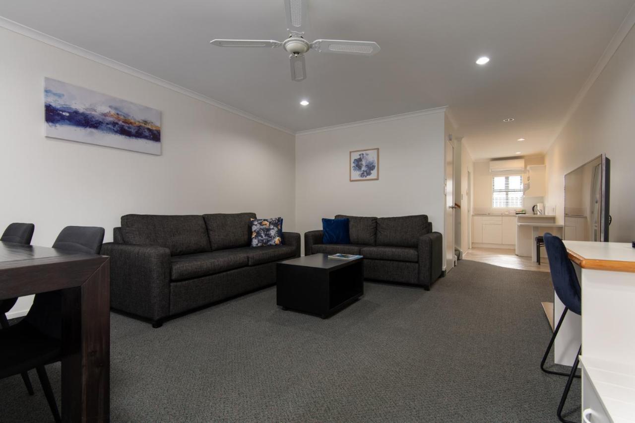 Cambridge Mews Motel מראה חיצוני תמונה